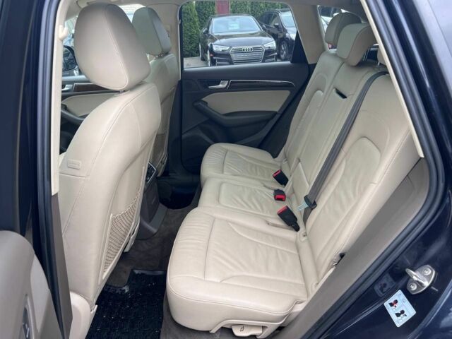 Синий Ауди Ку 5, объемом двигателя 2 л и пробегом 153 тыс. км за 345 $, фото 4 на Automoto.ua