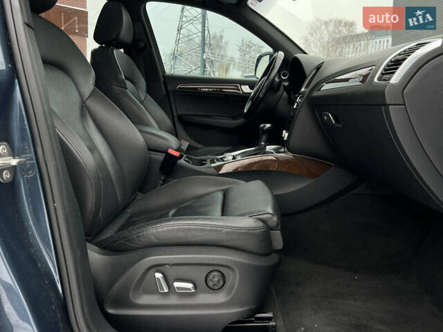 Синій Ауді Ку 5, об'ємом двигуна 1.98 л та пробігом 130 тис. км за 15500 $, фото 25 на Automoto.ua