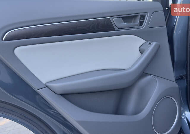 Ауді Ку 5 2015 у Чернівцях на Automoto.ua Синій Ауді Ку 5, об'ємом двигуна 2 л та пробігом 205 тис. км за 14000 $, фото 19 на Automoto.ua