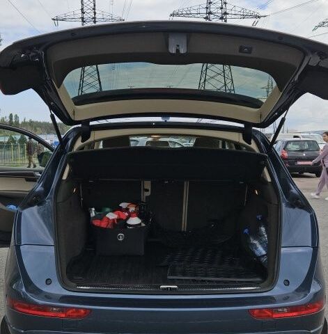 Синій Ауді Ку 5, об'ємом двигуна 2 л та пробігом 143 тис. км за 18500 $, фото 2 на Automoto.ua