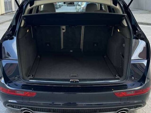 Синій Ауді Ку 5, об'ємом двигуна 3 л та пробігом 137 тис. км за 13000 $, фото 18 на Automoto.ua