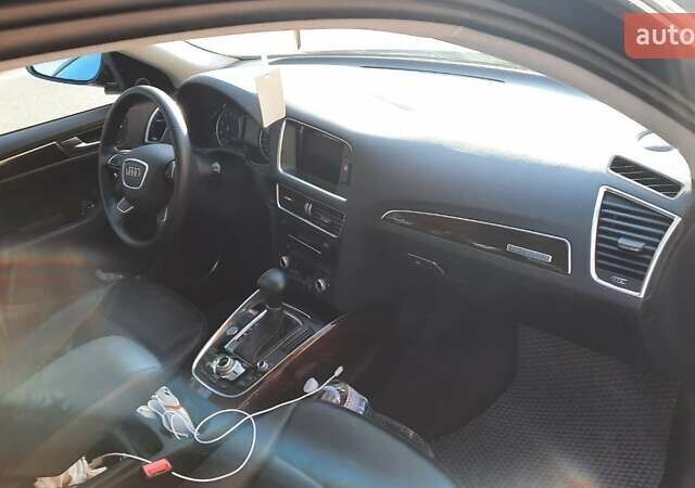 Ауди Ку 5 2015 в Львове на Automoto.ua Синий Ауди Ку 5, объемом двигателя 1.98 л и пробегом 130 тыс. км за 15650 $, фото 18 на Automoto.ua