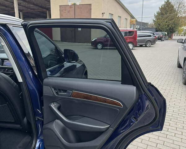 Синий Ауди Ку 5, объемом двигателя 2 л и пробегом 235 тыс. км за 11900 $, фото 74 на Automoto.ua