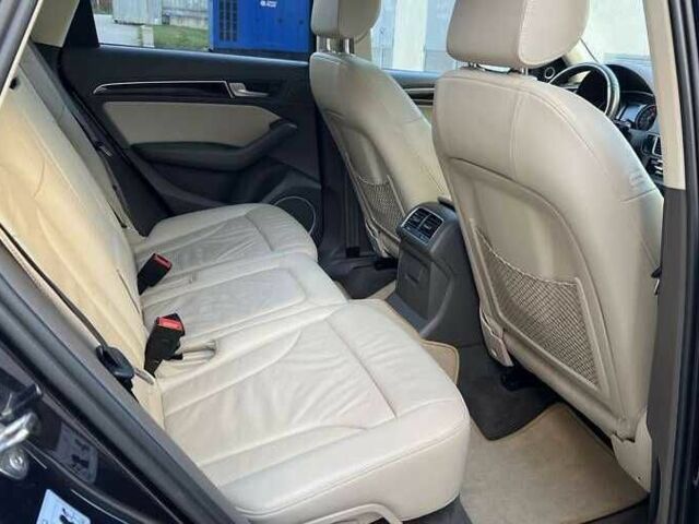 Синій Ауді Ку 5, об'ємом двигуна 3 л та пробігом 137 тис. км за 13000 $, фото 14 на Automoto.ua