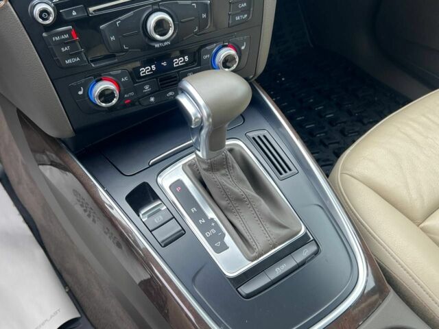 Синий Ауди Ку 5, объемом двигателя 2 л и пробегом 153 тыс. км за 345 $, фото 21 на Automoto.ua