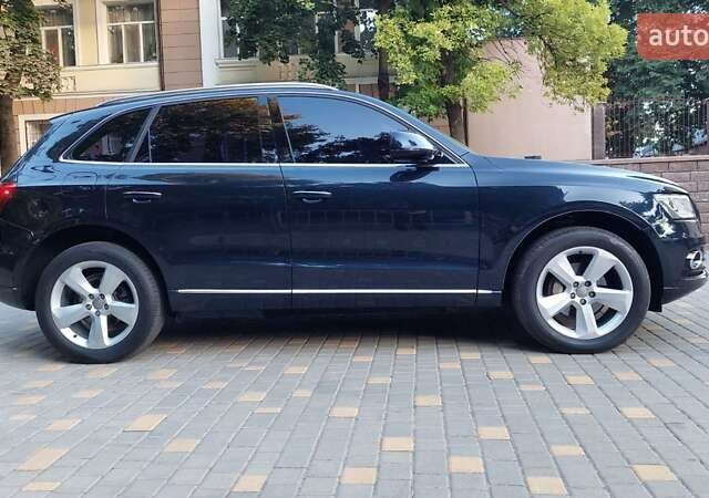 Синий Ауди Ку 5, объемом двигателя 1.97 л и пробегом 167 тыс. км за 24555 $, фото 3 на Automoto.ua