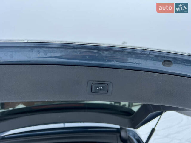 Синій Ауді Ку 5, об'ємом двигуна 1.98 л та пробігом 130 тис. км за 15500 $, фото 18 на Automoto.ua