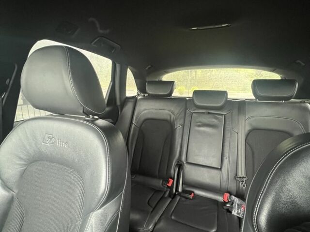 Синий Ауди Ку 5, объемом двигателя 2 л и пробегом 240 тыс. км за 19300 $, фото 7 на Automoto.ua