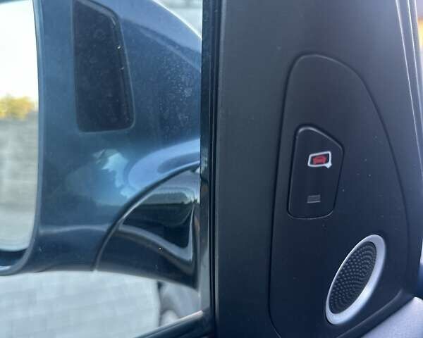 Синій Ауді Ку 5, об'ємом двигуна 2 л та пробігом 215 тис. км за 14500 $, фото 19 на Automoto.ua