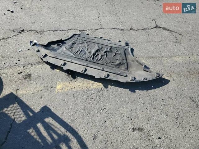 Синий Ауди Ку 5, объемом двигателя 1.98 л и пробегом 78 тыс. км за 2500 $, фото 12 на Automoto.ua