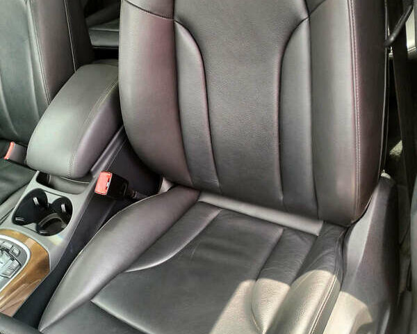 Ауди Ку 5 2015 в Львове на Automoto.ua Синий Ауди Ку 5, объемом двигателя 1.98 л и пробегом 130 тыс. км за 15650 $, фото 9 на Automoto.ua