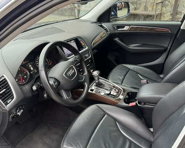 Синий Ауди Ку 5, объемом двигателя 2 л и пробегом 235 тыс. км за 11900 $, фото 48 на Automoto.ua
