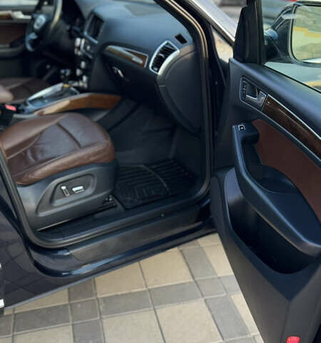 Синий Ауди Ку 5, объемом двигателя 1.98 л и пробегом 110 тыс. км за 18050 $, фото 12 на Automoto.ua