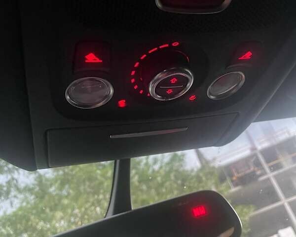 Синий Ауди Ку 5, объемом двигателя 2.97 л и пробегом 208 тыс. км за 23700 $, фото 6 на Automoto.ua