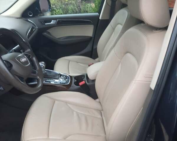 Синий Ауди Ку 5, объемом двигателя 1.98 л и пробегом 113 тыс. км за 16700 $, фото 10 на Automoto.ua