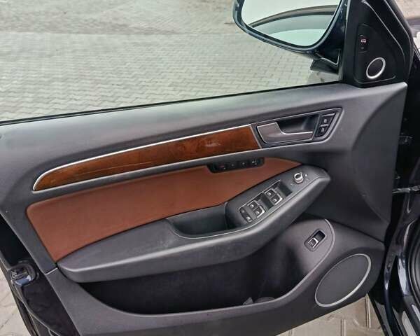 Синий Ауди Ку 5, объемом двигателя 2 л и пробегом 176 тыс. км за 18800 $, фото 8 на Automoto.ua