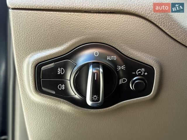 Синий Ауди Ку 5, объемом двигателя 1.98 л и пробегом 176 тыс. км за 17599 $, фото 21 на Automoto.ua