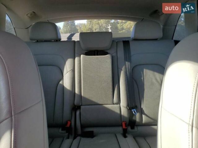 Ауди Ку 5 2016 в Львове на Automoto.ua Синий Ауди Ку 5, объемом двигателя 1.98 л и пробегом 174 тыс. км за 12450 $, фото 9 на Automoto.ua
