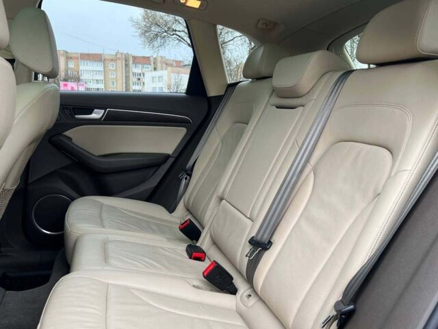 Синій Ауді Ку 5, об'ємом двигуна 2 л та пробігом 172 тис. км за 19000 $, фото 20 на Automoto.ua