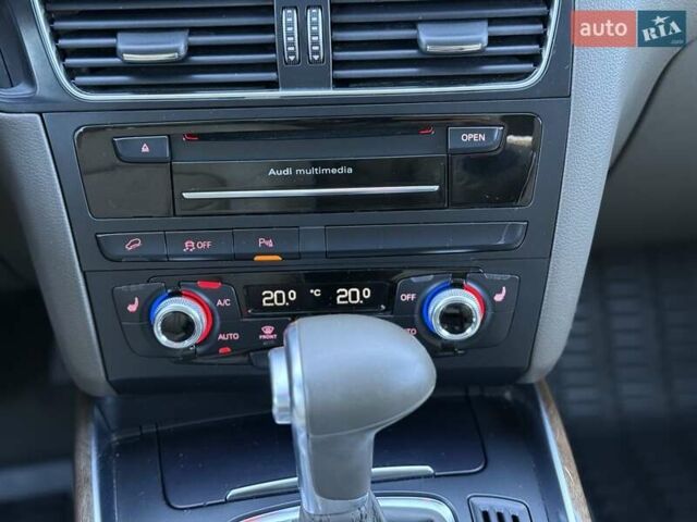 Синій Ауді Ку 5, об'ємом двигуна 2 л та пробігом 158 тис. км за 16500 $, фото 101 на Automoto.ua