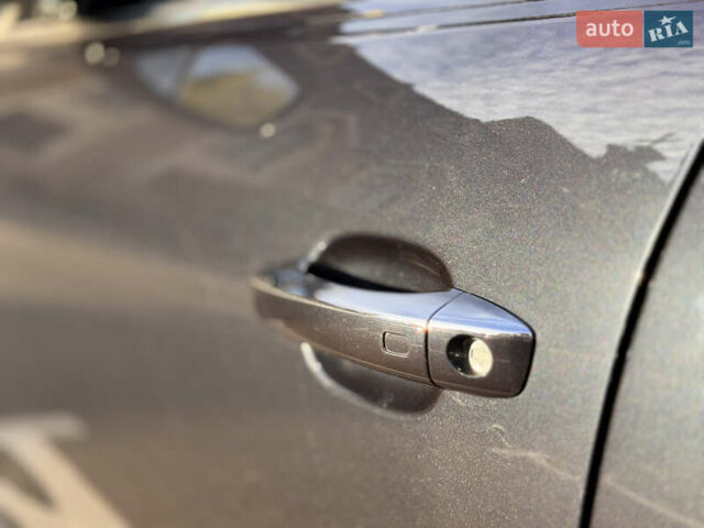 Синій Ауді Ку 5, об'ємом двигуна 1.98 л та пробігом 173 тис. км за 16999 $, фото 25 на Automoto.ua