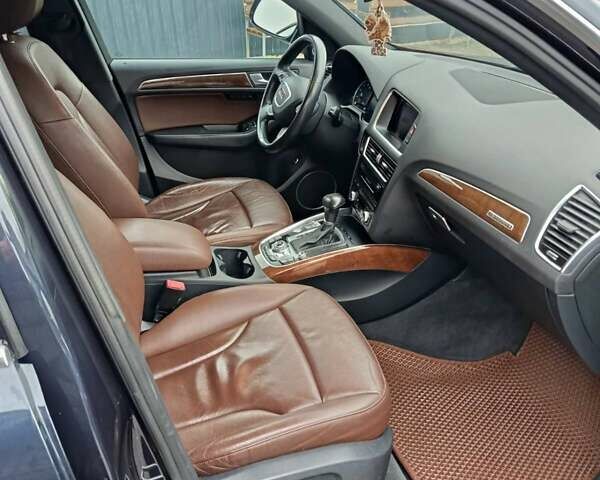 Синий Ауди Ку 5, объемом двигателя 2 л и пробегом 176 тыс. км за 18800 $, фото 13 на Automoto.ua