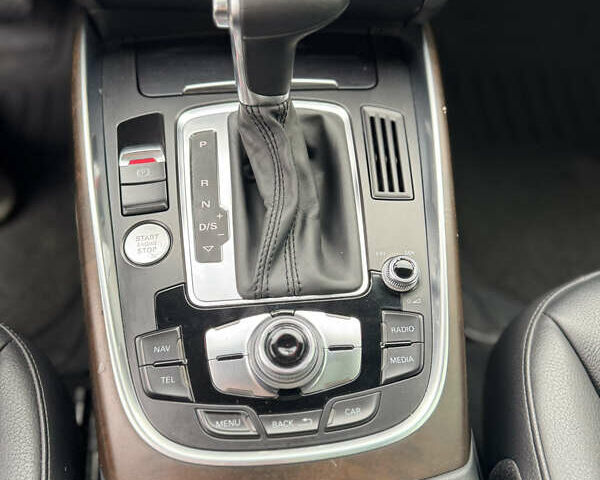 Синій Ауді Ку 5, об'ємом двигуна 2 л та пробігом 204 тис. км за 15990 $, фото 45 на Automoto.ua