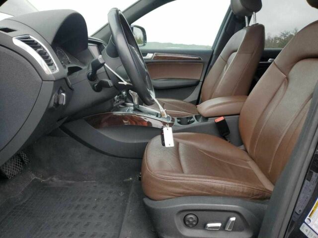 Ауди Ку 5 2016 в Львове на Automoto.ua Синий Ауди Ку 5, объемом двигателя 2 л и пробегом 135 тыс. км за 3500 $, фото 6 на Automoto.ua