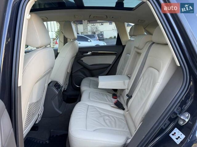 Синій Ауді Ку 5, об'ємом двигуна 2 л та пробігом 158 тис. км за 16500 $, фото 74 на Automoto.ua