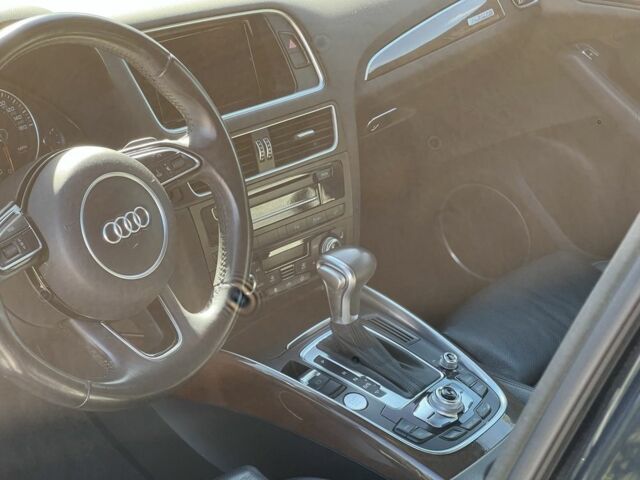 Синій Ауді Ку 5, об'ємом двигуна 2 л та пробігом 174 тис. км за 15200 $, фото 9 на Automoto.ua