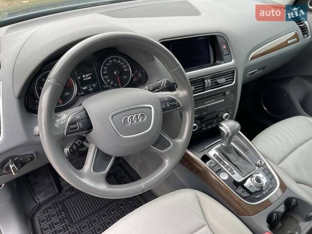 Синій Ауді Ку 5, об'ємом двигуна 2 л та пробігом 151 тис. км за 13300 $, фото 17 на Automoto.ua