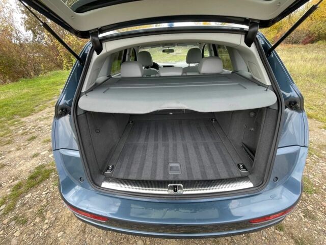 Синій Ауді Ку 5, об'ємом двигуна 2 л та пробігом 151 тис. км за 13500 $, фото 19 на Automoto.ua