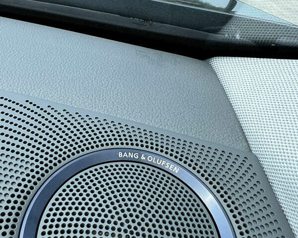Синій Ауді Ку 5, об'ємом двигуна 1.98 л та пробігом 135 тис. км за 17500 $, фото 23 на Automoto.ua