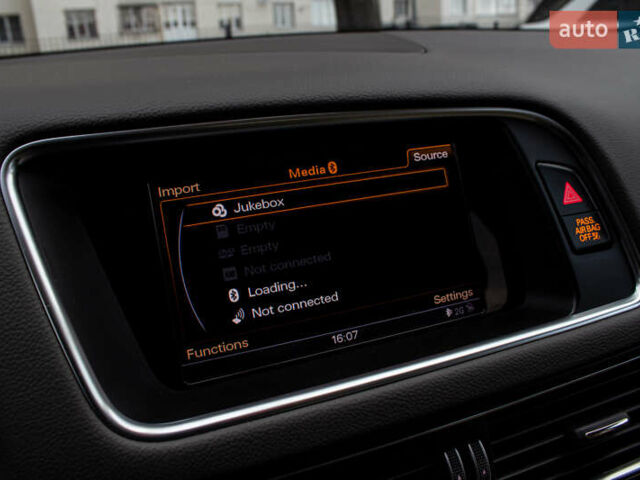 Синій Ауді Ку 5, об'ємом двигуна 1.98 л та пробігом 96 тис. км за 16800 $, фото 59 на Automoto.ua