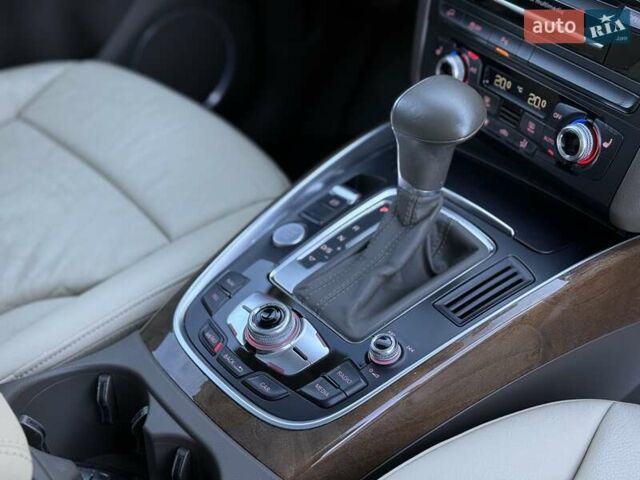 Синій Ауді Ку 5, об'ємом двигуна 2 л та пробігом 158 тис. км за 16500 $, фото 91 на Automoto.ua