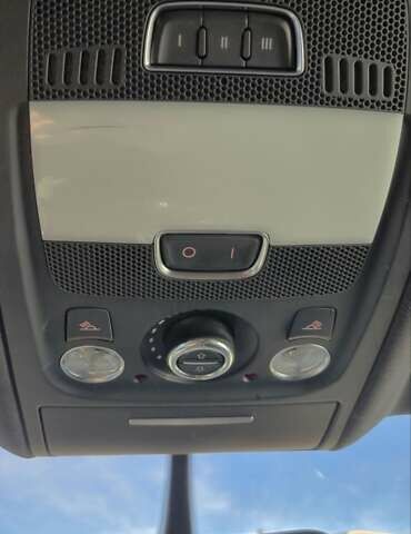 Синій Ауді Ку 5, об'ємом двигуна 1.98 л та пробігом 100 тис. км за 20000 $, фото 15 на Automoto.ua