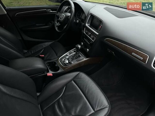 Синий Ауди Ку 5, объемом двигателя 1.98 л и пробегом 111 тыс. км за 18999 $, фото 26 на Automoto.ua