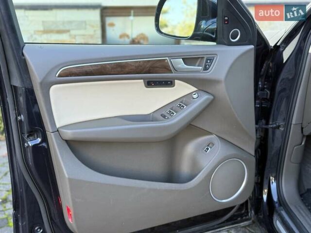 Синій Ауді Ку 5, об'ємом двигуна 2 л та пробігом 158 тис. км за 16500 $, фото 58 на Automoto.ua