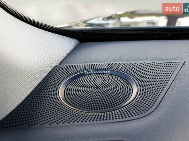 Синий Ауди Ку 5, объемом двигателя 1.98 л и пробегом 180 тыс. км за 15000 $, фото 49 на Automoto.ua