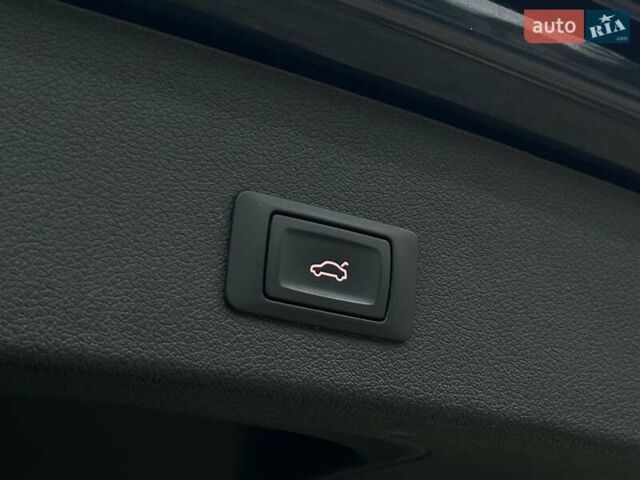 Синий Ауди Ку 5, объемом двигателя 1.98 л и пробегом 111 тыс. км за 18999 $, фото 21 на Automoto.ua