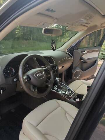 Синій Ауді Ку 5, об'ємом двигуна 2 л та пробігом 222 тис. км за 15700 $, фото 20 на Automoto.ua