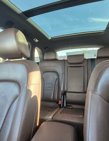 Синій Ауді Ку 5, об'ємом двигуна 1.98 л та пробігом 100 тис. км за 20000 $, фото 25 на Automoto.ua