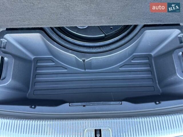 Синій Ауді Ку 5, об'ємом двигуна 2 л та пробігом 158 тис. км за 16500 $, фото 80 на Automoto.ua