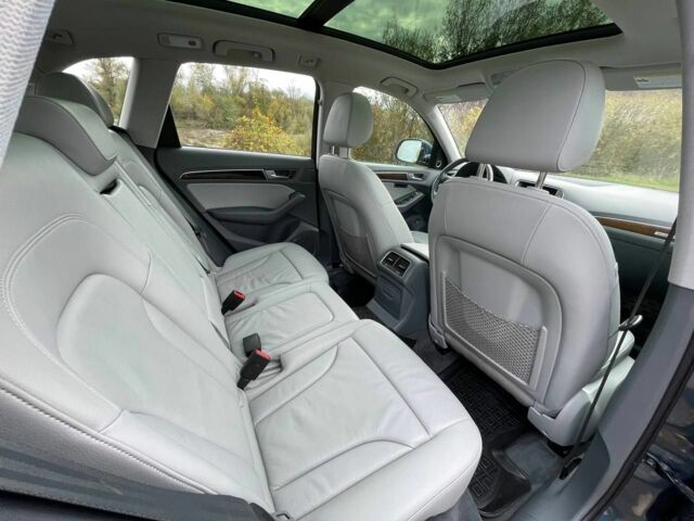 Синій Ауді Ку 5, об'ємом двигуна 2 л та пробігом 151 тис. км за 13500 $, фото 22 на Automoto.ua