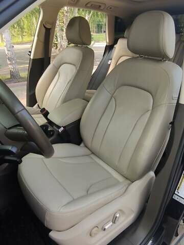 Синій Ауді Ку 5, об'ємом двигуна 2 л та пробігом 222 тис. км за 15700 $, фото 11 на Automoto.ua