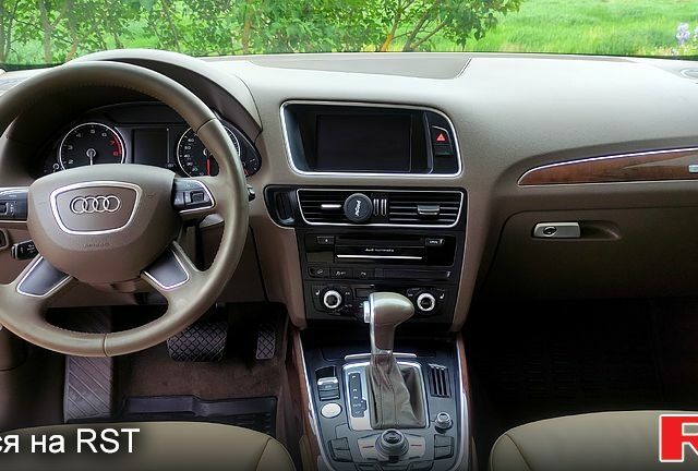 Синій Ауді Ку 5, об'ємом двигуна 2 л та пробігом 214 тис. км за 16500 $, фото 8 на Automoto.ua