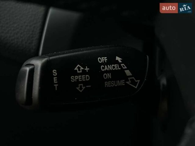 Синий Ауди Ку 5, объемом двигателя 1.98 л и пробегом 111 тыс. км за 18999 $, фото 34 на Automoto.ua