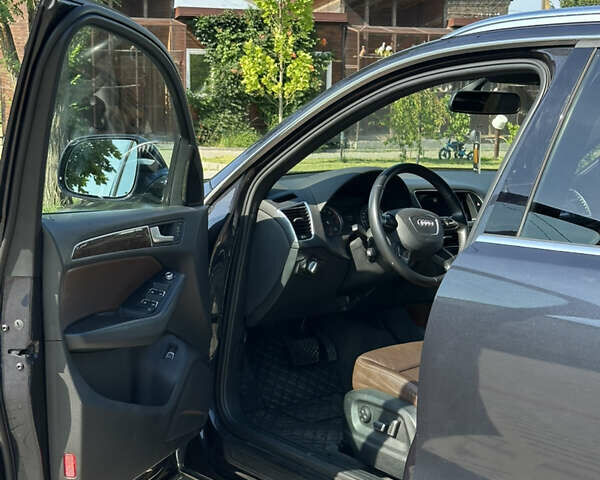 Синій Ауді Ку 5, об'ємом двигуна 1.98 л та пробігом 181 тис. км за 18500 $, фото 15 на Automoto.ua