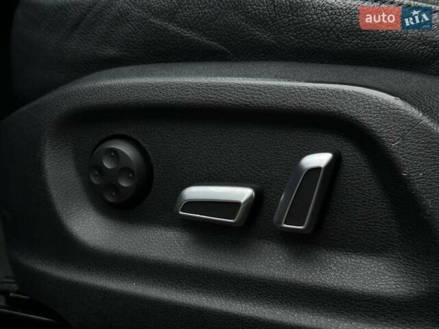 Синий Ауди Ку 5, объемом двигателя 1.98 л и пробегом 111 тыс. км за 18999 $, фото 36 на Automoto.ua