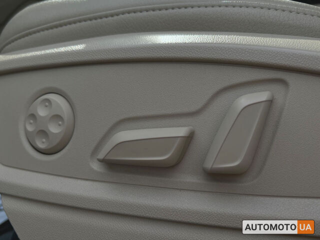 Синий Ауди Ку 5, объемом двигателя 2 л и пробегом 62 тыс. км за 27700 $, фото 16 на Automoto.ua